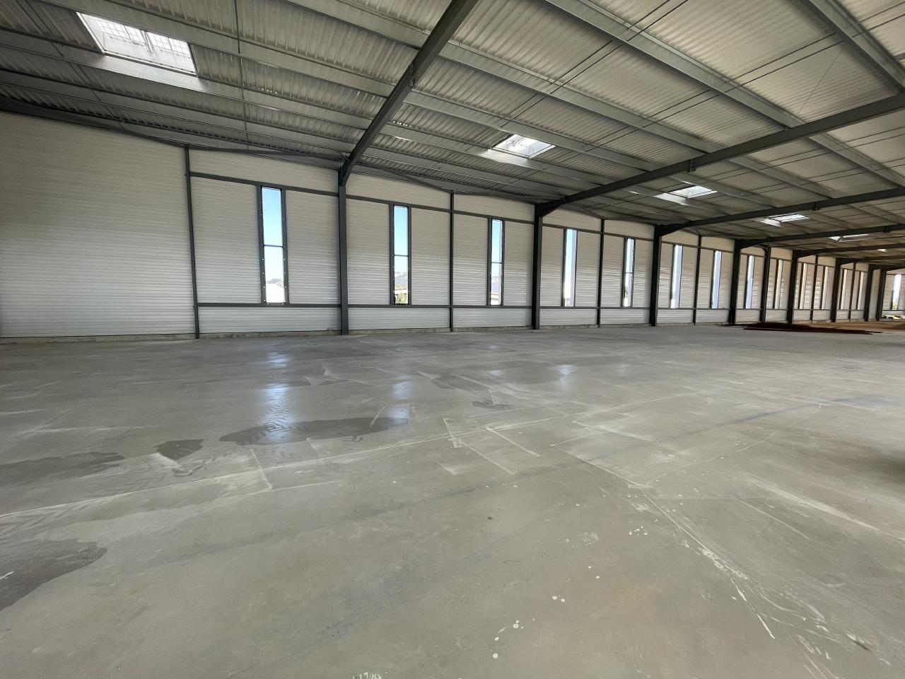 Local d'activité Seyne-sur-Mer 5751m² Location local d'activité Seyne-sur-Mer Var OLACT2311925 7